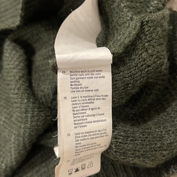 URBAN PLANET - Acrylic Cowl-Neck Sweater - Dark Forest Green (size small) - Picture 5 of 7